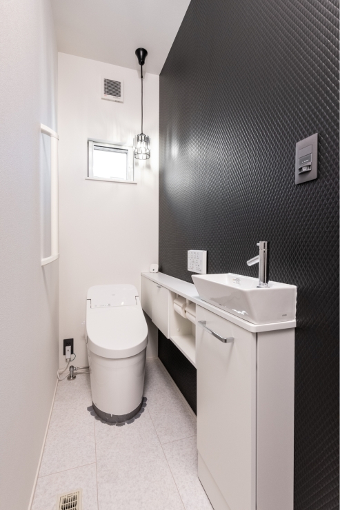 ホテルライクに仕上げた上質なトイレ空間