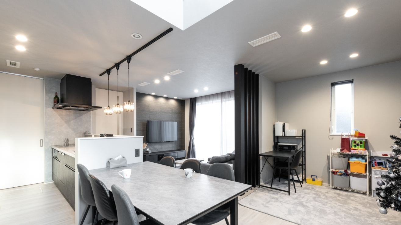 モノトーンが映えるホテルライクな大空間LDK