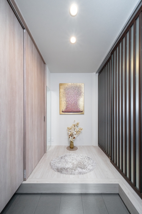 収納と美しさを兼ね備えた玄関