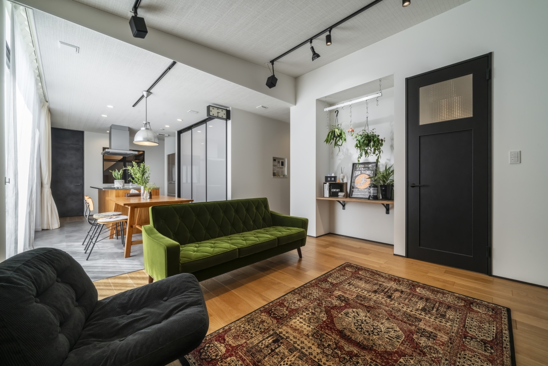 機能美と心地よさが調和する、インダストリアルテイストの家