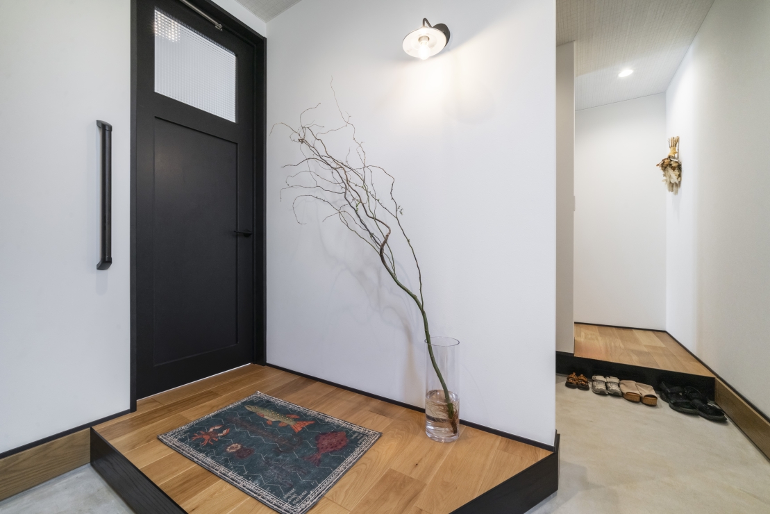 機能美と心地よさが調和する、インダストリアルテイストの家