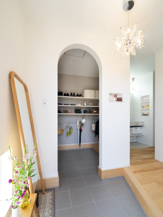 アーチ開口が導く「使い勝手の良い間取り」