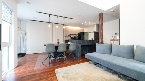 趣味も家族の時間も満喫する、土間リビングのある住まい