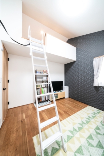 お互いの暮らしを尊重できる完全二世帯住宅