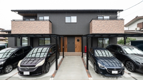 お互いの暮らしを尊重できる完全二世帯住宅