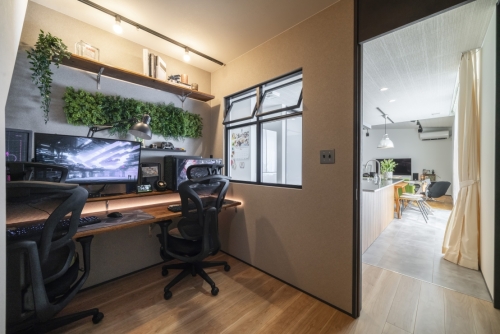 機能美と心地よさが調和する、インダストリアルテイストの家