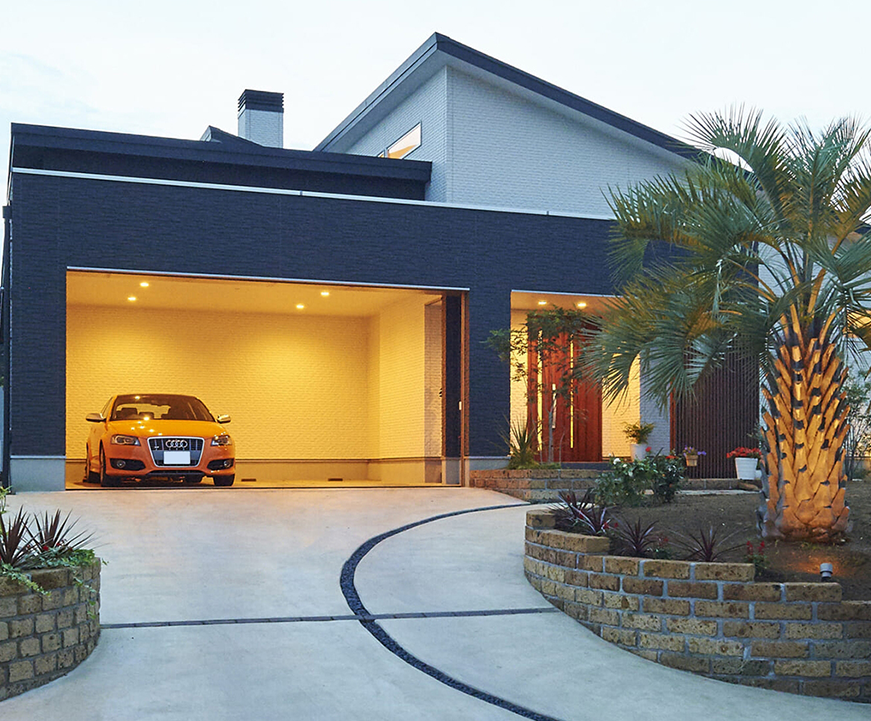 超空間の平屋 ワンフロアで叶える高天井×大開口住宅