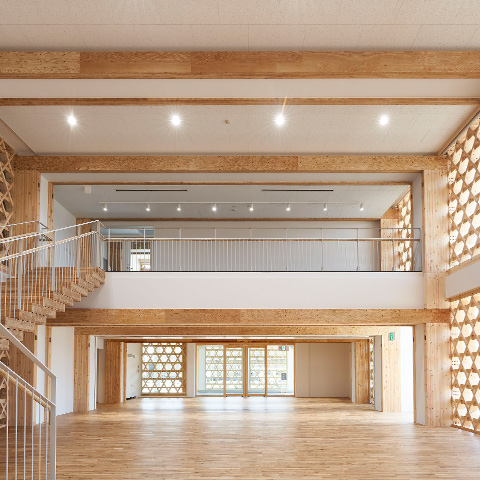 「AQ Group本社屋」視察